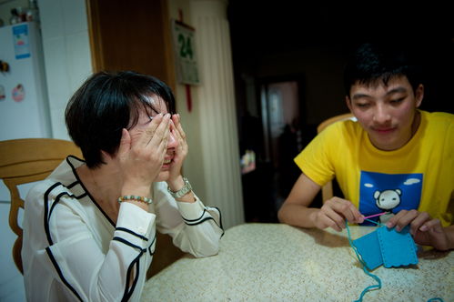 世界自闭症关注日 用文学与摄影照亮孤独症的困境与希望